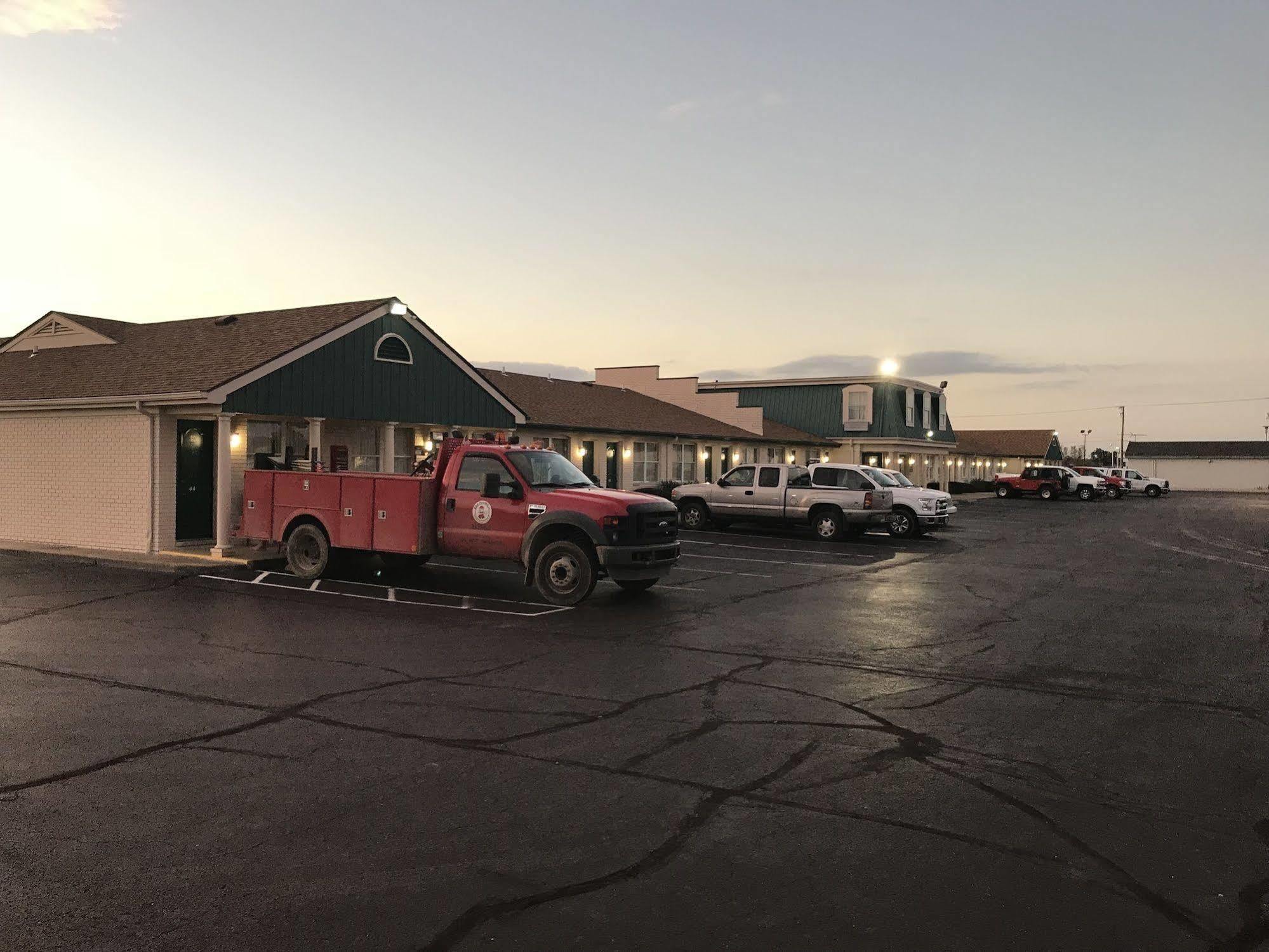 Budget Inn Daleville Extérieur photo